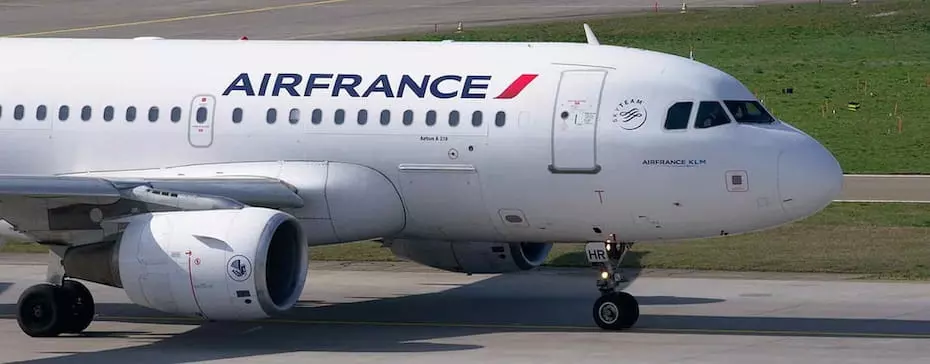 Panique à bord chez Air France : une cigarette électronique prend feu lors d’un vol